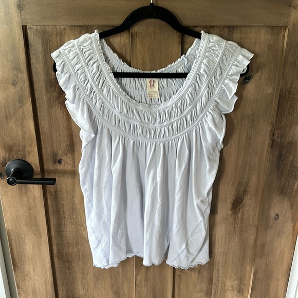 Free People, we the free, gathered top - Picture 3 of 10